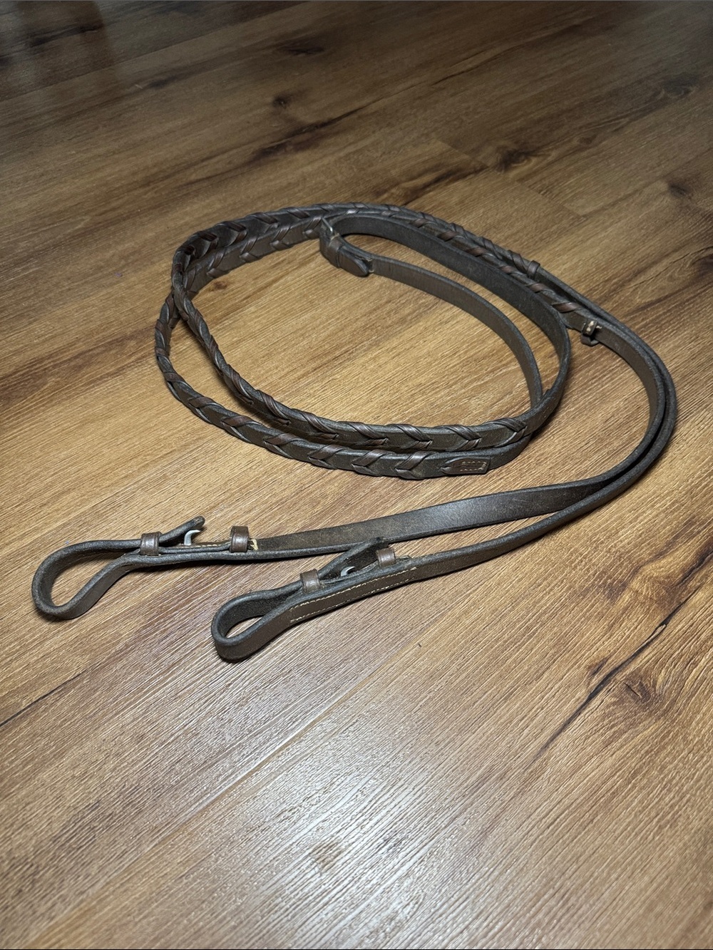 🐴 Brown Leather Laced Reins. 54"x 5/8" 🐴